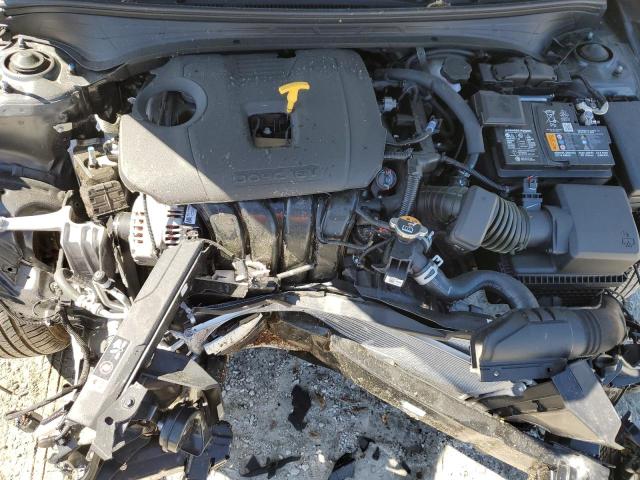 3KPF24AD3RE702217 - 2024 KIA FORTE LX GRAY photo 11