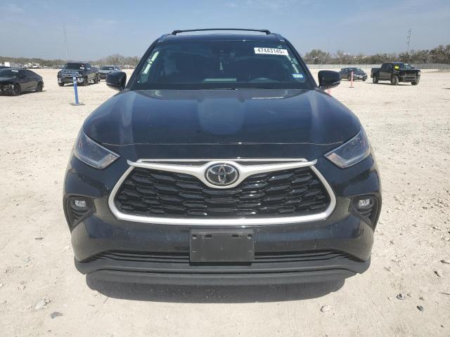 5TDGZRBH4MS556178 - 2021 TOYOTA HIGHLANDER XLE 黑色 照片 5