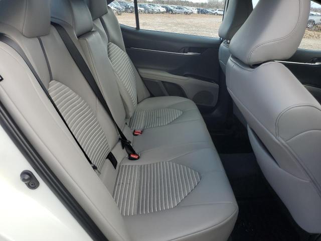 4T1G11BK3RU116584 - 2024 TOYOTA CAMRY SE NIGHT SHADE WHITE photo 10