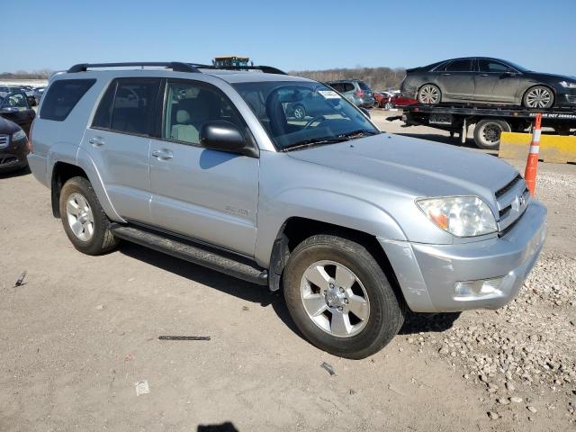 JTEBU14R540037705 - 2004 TOYOTA 4RUNNER SR5 SILVER photo 4