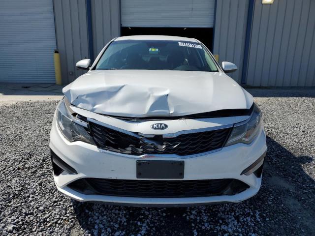 5XXGT4L32KG374159 - 2019 KIA OPTIMA LX WHITE photo 5