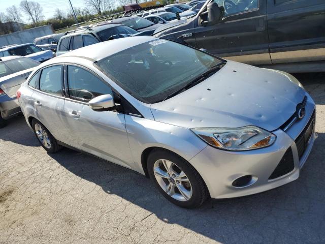 1FADP3F20EL272230 - 2014 FORD FOCUS SE SILVER photo 4