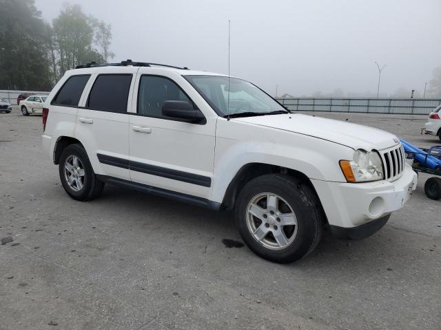 1J4GR48K06C115071 - 2006 JEEP GRAND CHER LAREDO WHITE photo 4