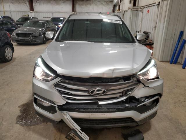 5XYZUDLB6JG555532 - 2018 HYUNDAI SANTA FE S SILVER photo 5