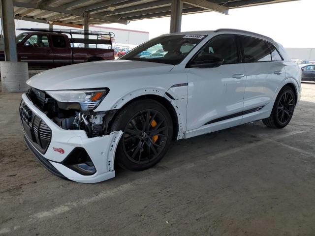 WA1VABGE8NB024505 - 2022 AUDI E-TRON CHRONOS WHITE photo 1