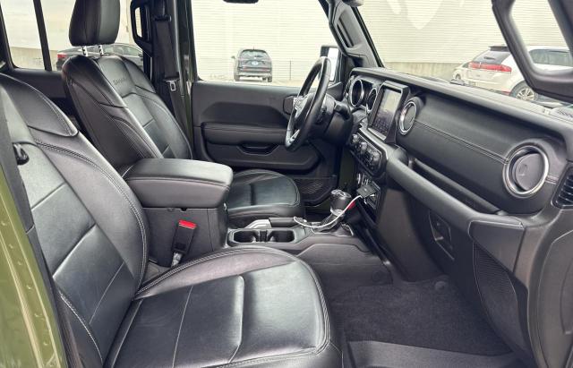 1C4JJXP67MW704686 - 2021 JEEP WRANGLER U SAHARA 4XE GREEN photo 5