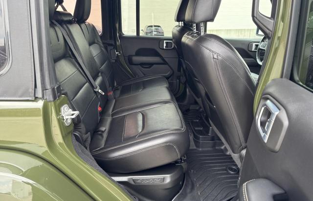 1C4JJXP67MW704686 - 2021 JEEP WRANGLER U SAHARA 4XE GREEN photo 6