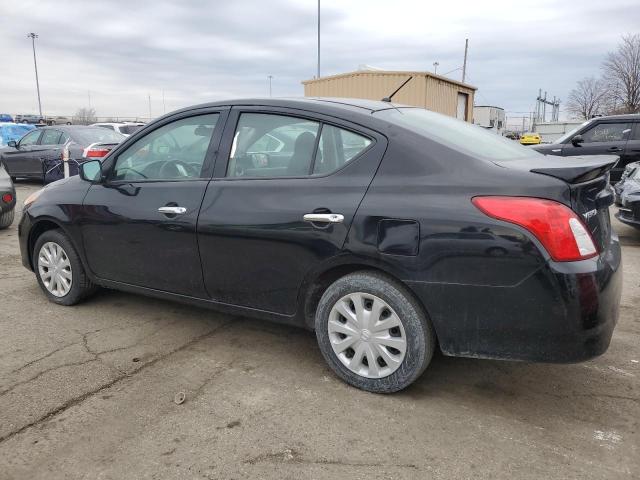 3N1CN7AP8KL864306 - 2019 NISSAN VERSA S Negro foto 2