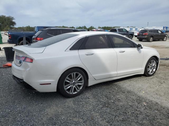 3LN6L2G97ER833203 - 2014 LINCOLN MKZ WHITE photo 3