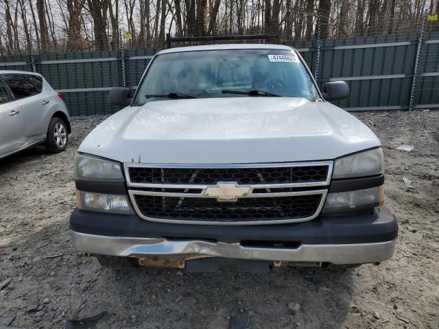 3GCEC14X77G256975 - 2007 CHEVROLET SILVERADO C1500 CLASSIC WHITE photo 5