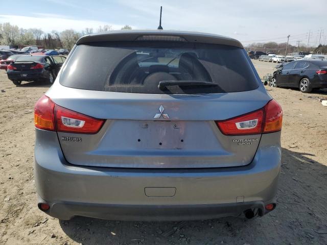 JA4AP3AUXGZ056367 - 2016 MITSUBISHI OUTLANDER ES GRAY photo 6