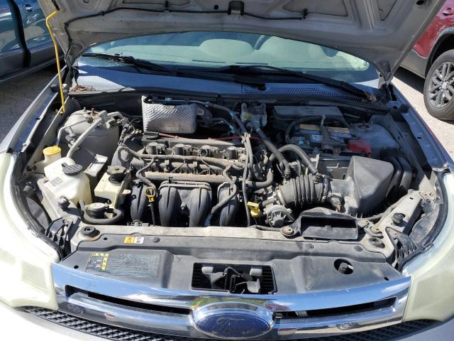 1FAHP35N88W117358 - 2008 FORD FOCUS SE SILVER photo 11