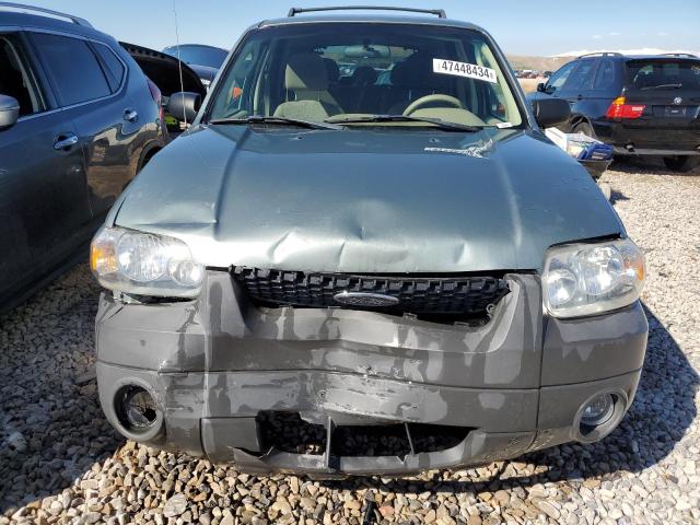 1FMCU93115KA10392 - 2005 FORD ESCAPE XLT SILVER photo 5