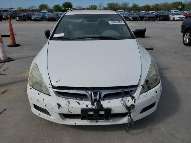 1HGCM56197A201531 - 2007 HONDA ACCORD VALUE WHITE photo 5