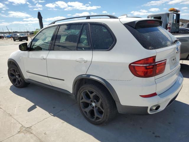 5UXZW0C51CL669716 - 2012 BMW X5 XDRIVE35D WHITE photo 2