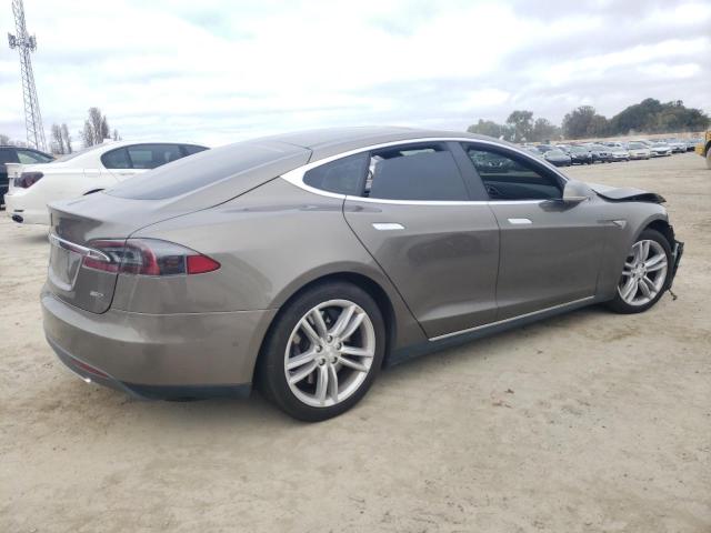 5YJSA1E25GF126629 - 2016 TESLA MODEL S GRAY photo 3