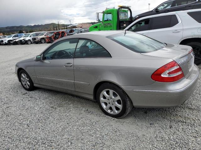 WDBTJ65J24F105395 - 2004 MERCEDES-BENZ CLK 320C GRAY photo 2