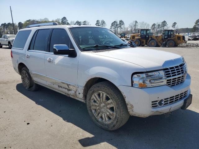 5LMJJ2J53DEL07784 - 2013 LINCOLN NAVIGATOR თეთრი ფოტო 4