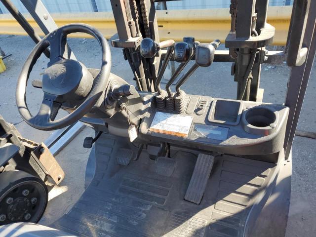 84669 - 2017 TOYOTA FORK LIFT ORANGE photo 5