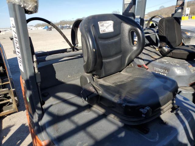 84669 - 2017 TOYOTA FORK LIFT ORANGE photo 6