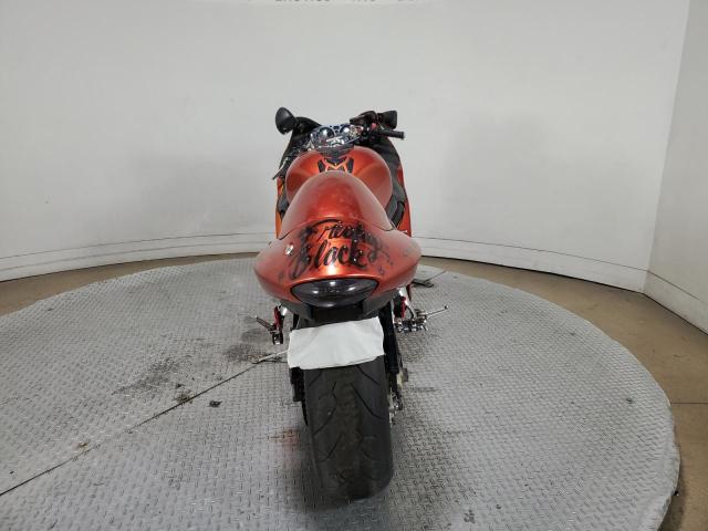 JS1GW71A232106403 - 2003 SUZUKI GSX1300 R ORANGE photo 4