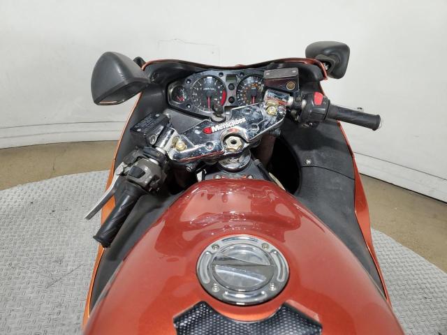 JS1GW71A232106403 - 2003 SUZUKI GSX1300 R ORANGE photo 7