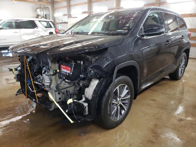 5TDJZRFH0JS835686 - 2018 TOYOTA HIGHLANDER SE BLACK photo 2