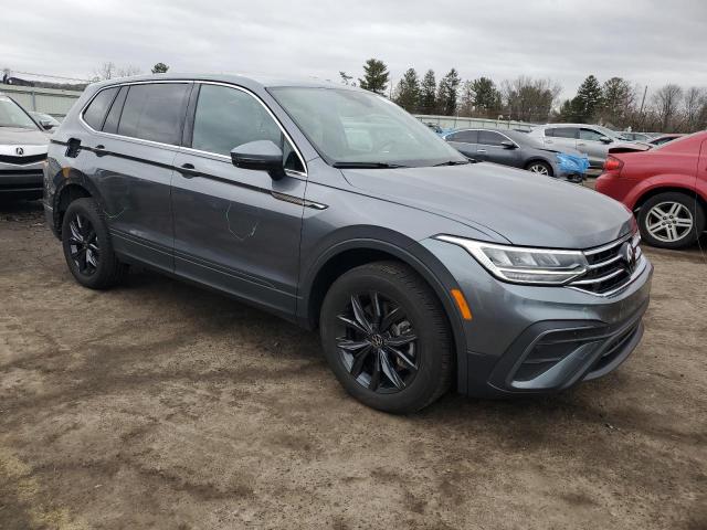 3VV2B7AX0RM072903 - 2024 VOLKSWAGEN TIGUAN SE GRAY photo 4