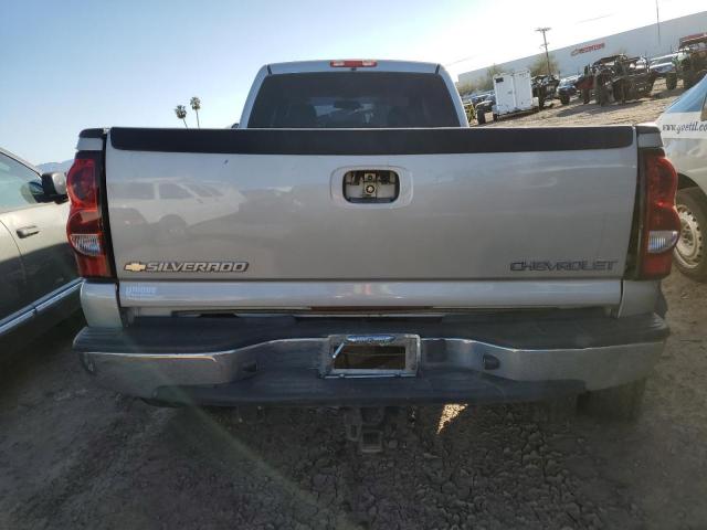 1GCJK33285F956358 - 2005 CHEVROLET SILVERADO K3500 SILVER photo 6