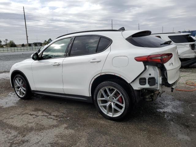 ZASPAKBN2K7C58702 - 2019 ALFA ROMEO STELVIO TI WHITE photo 2