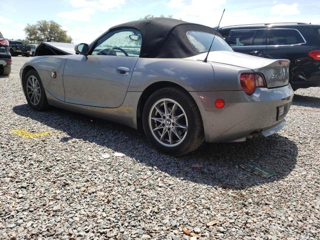 4USBT33403LS42171 - 2003 BMW Z4 2.5 SILVER photo 2