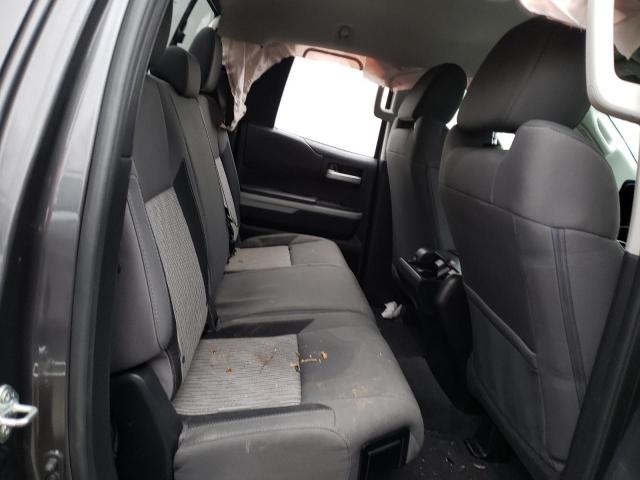 5TFUM5F11GX065458 - 2016 TOYOTA TUNDRA DOUBLE CAB SR/SR5 GRAY photo 10