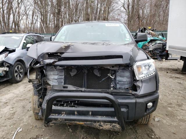 5TFUM5F11GX065458 - 2016 TOYOTA TUNDRA DOUBLE CAB SR/SR5 GRAY photo 5