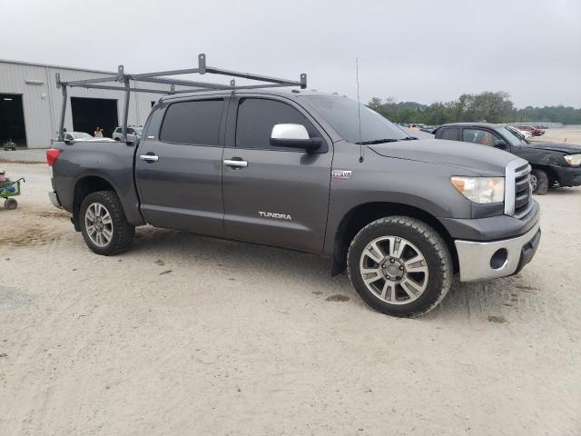 5TFEY5F13CX117532 - 2012 TOYOTA TUNDRA CREWMAX SR5 GRAY photo 4