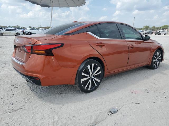 1N4BL4CV9LC265572 - 2020 NISSAN ALTIMA SR ORANGE photo 3