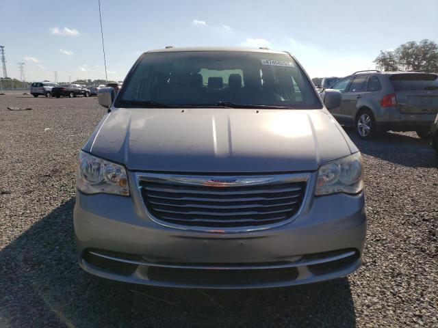 2C4RC1AG2GR112167 - 2016 CHRYSLER TOWN & COU LX SILVER photo 5