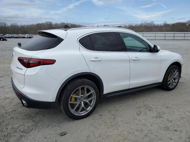 ZASFAKBN8J7C03908 - 2018 ALFA ROMEO STELVIO TI Սպիտակ լուսանկար 3