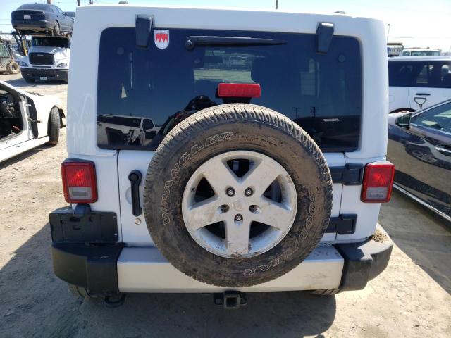 1C4BJWEG4DL543175 - 2013 JEEP WRANGLER U SAHARA WHITE photo 6