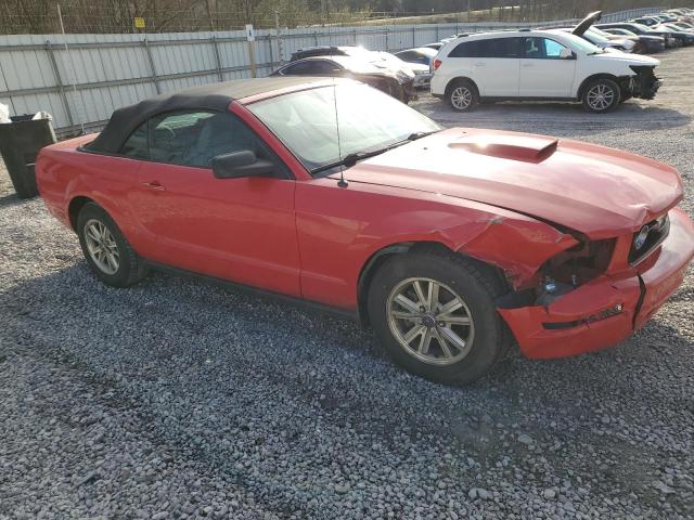 1ZVFT84N665121470 - 2006 FORD MUSTANG RED photo 4