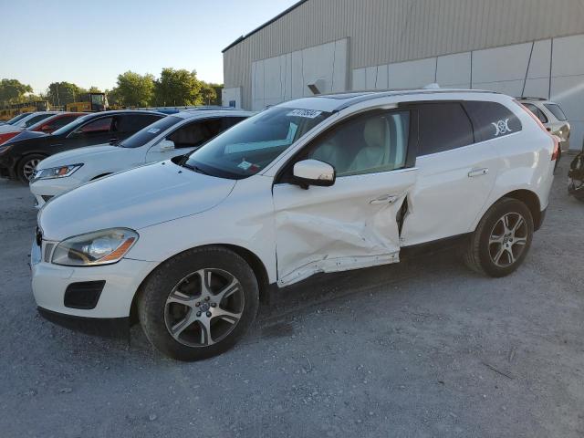 2012 VOLVO XC60 T6, 