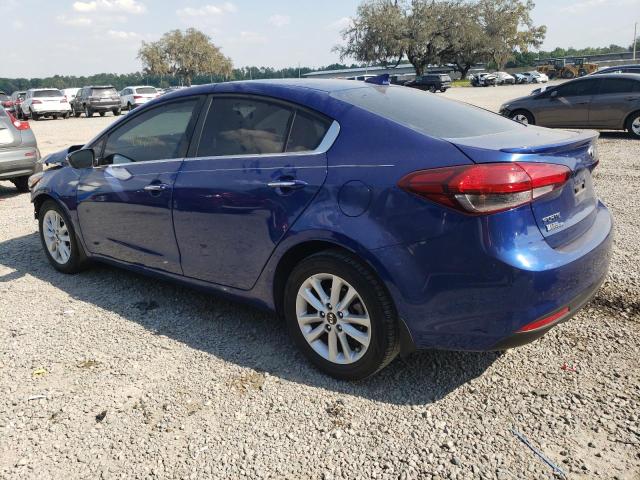 3KPFL4A75HE108184 - 2017 KIA FORTE LX BLUE photo 2