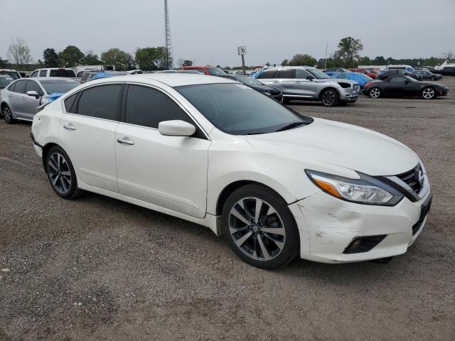 1N4AL3AP0HC282293 - 2017 NISSAN ALTIMA 2.5 WHITE photo 4