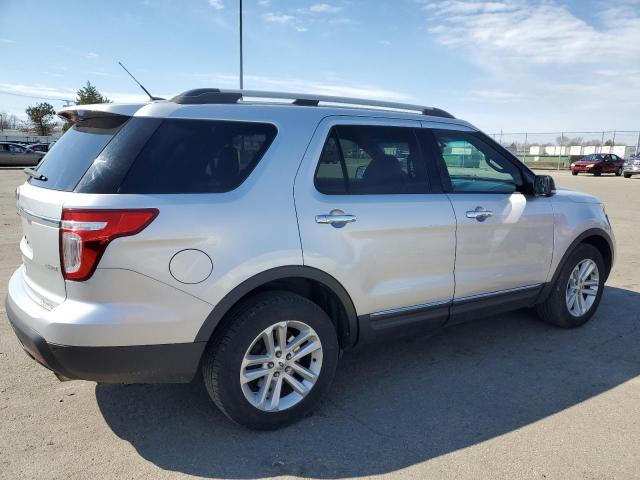 1FMHK8D8XCGA74383 - 2012 FORD EXPLORER XLT SILVER photo 3