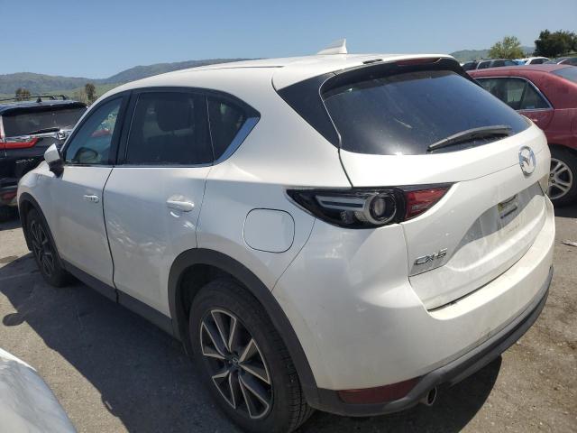 JM3KFADM1J1433436 - 2018 MAZDA CX-5 GRAND TOURING WHITE photo 2