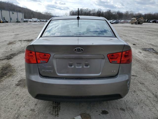 KNAFU4A28C5466852 - 2012 KIA FORTE EX GRAY photo 6