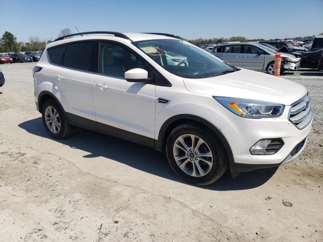 1FMCU0HD8JUD26059 - 2018 FORD ESCAPE SEL WHITE photo 4