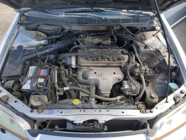 1HGCG56722A009842 - 2002 HONDA ACCORD SE SILVER photo 11