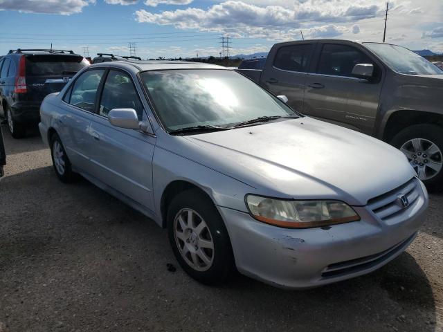 1HGCG56722A009842 - 2002 HONDA ACCORD SE SILVER photo 4