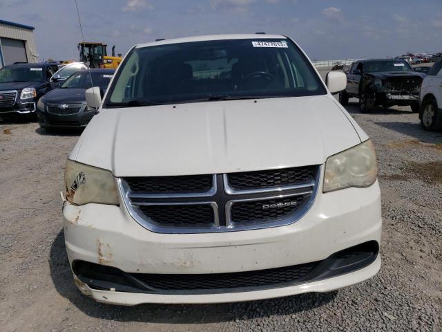 2D4RN3DG7BR663739 - 2011 DODGE GRAND CARA MAINSTREET WHITE photo 5