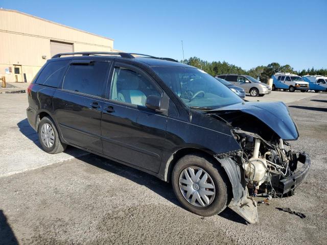 5TDZK23C28S157444 - 2008 TOYOTA SIENNA CE BLACK photo 4